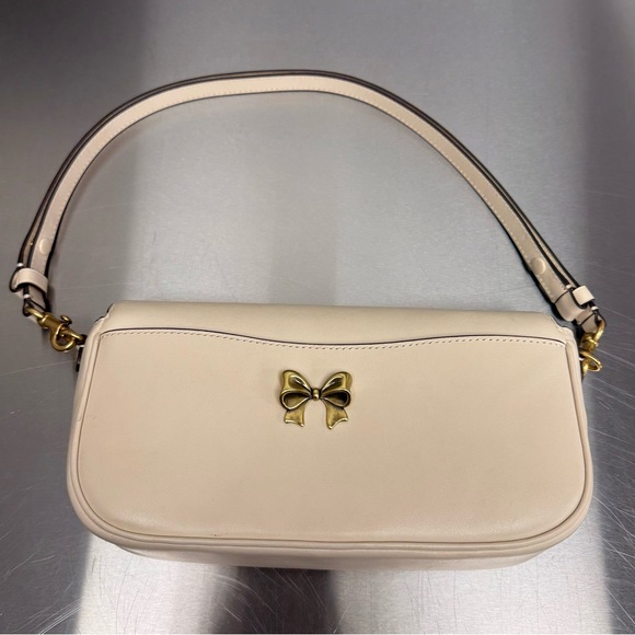 Coach Brooke Flap Chain Bag - Picture 4 of 16